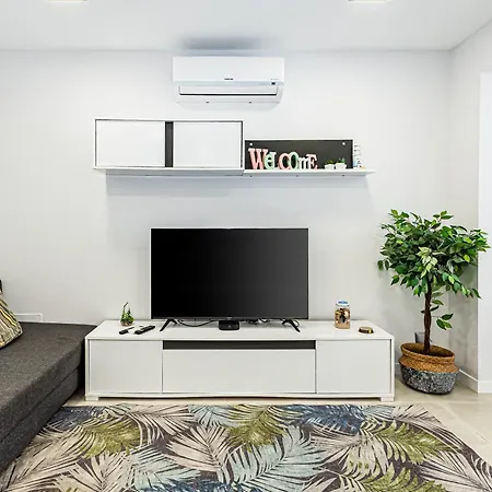 Beachfront Bliss Balcony Apartamento *